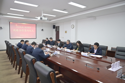 深化產教融合，共筑智造未來 我校與凱邁機電簽訂戰略合作框架協議及技術開發合同