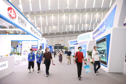 佛山科創盛宴 全國發明展2300余項成果匯聚，教育科技引領未來